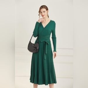 Elegant Green Wrap Dress Size Medium NWOT